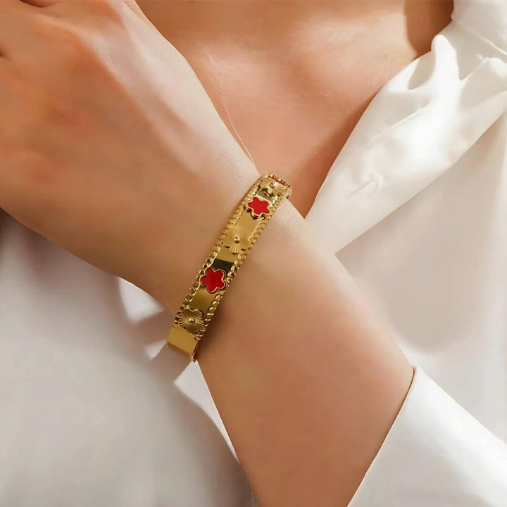 Bella Five Clover Colour Solid Bangle