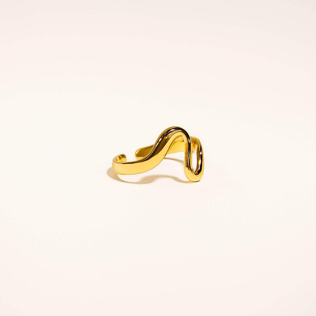 Naia Wave Ring